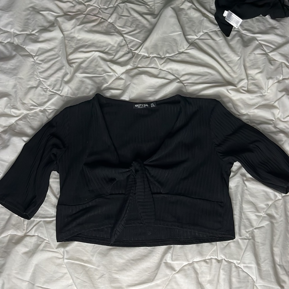 Nasty gal, size 6, cropped top with front tie.